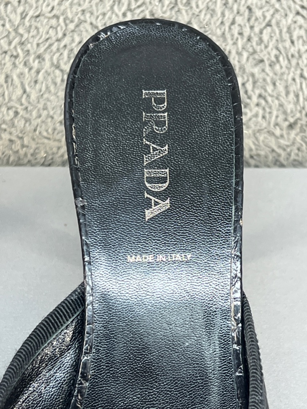 Prada Black Pointed-Toe Leather Mules with Knotted Textile Accent - Picture 6 of 14